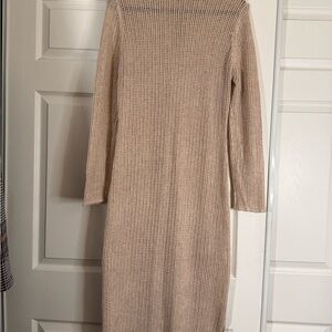 Elegant Beige Knit Dress
